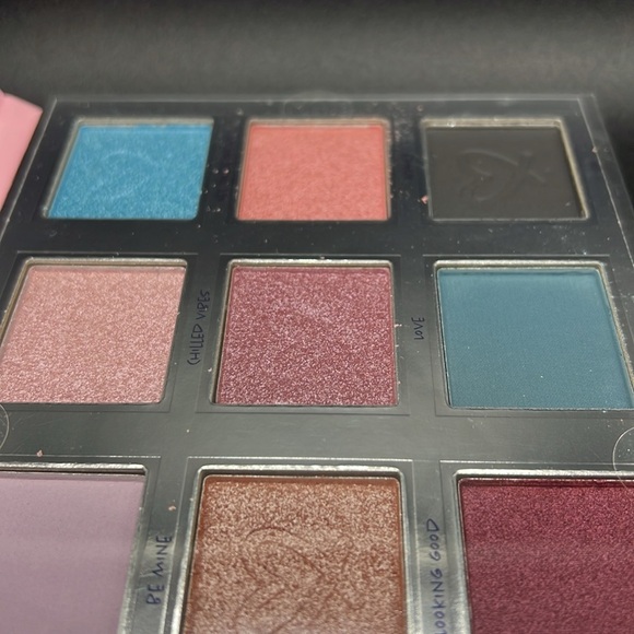 Disney Stitch 12 Color Love Eyeshadow Mirror Palette - Picture 3 of 6